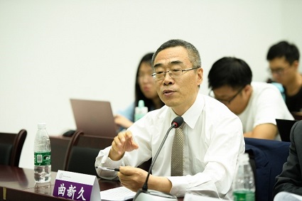 (图为:曲新久教授评议)丁慧敏律师就我国近期发生的相关案件向埃尔布