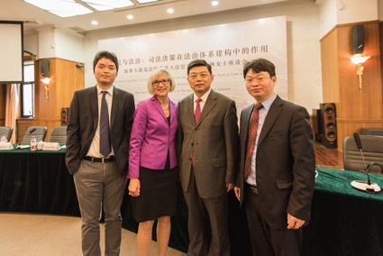 法院与法治司法决策在法治体系构建中的作用